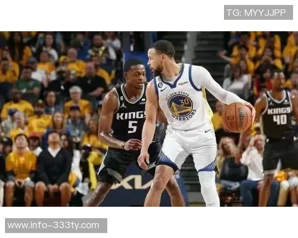 水花兄弟的情感纠葛库里与克莱常规赛对决战绩揭秘