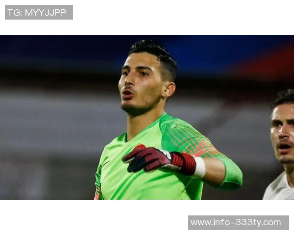 土耳其国门祝贺恰尔汗奥卢百场里程碑期待未来更多辉煌成就